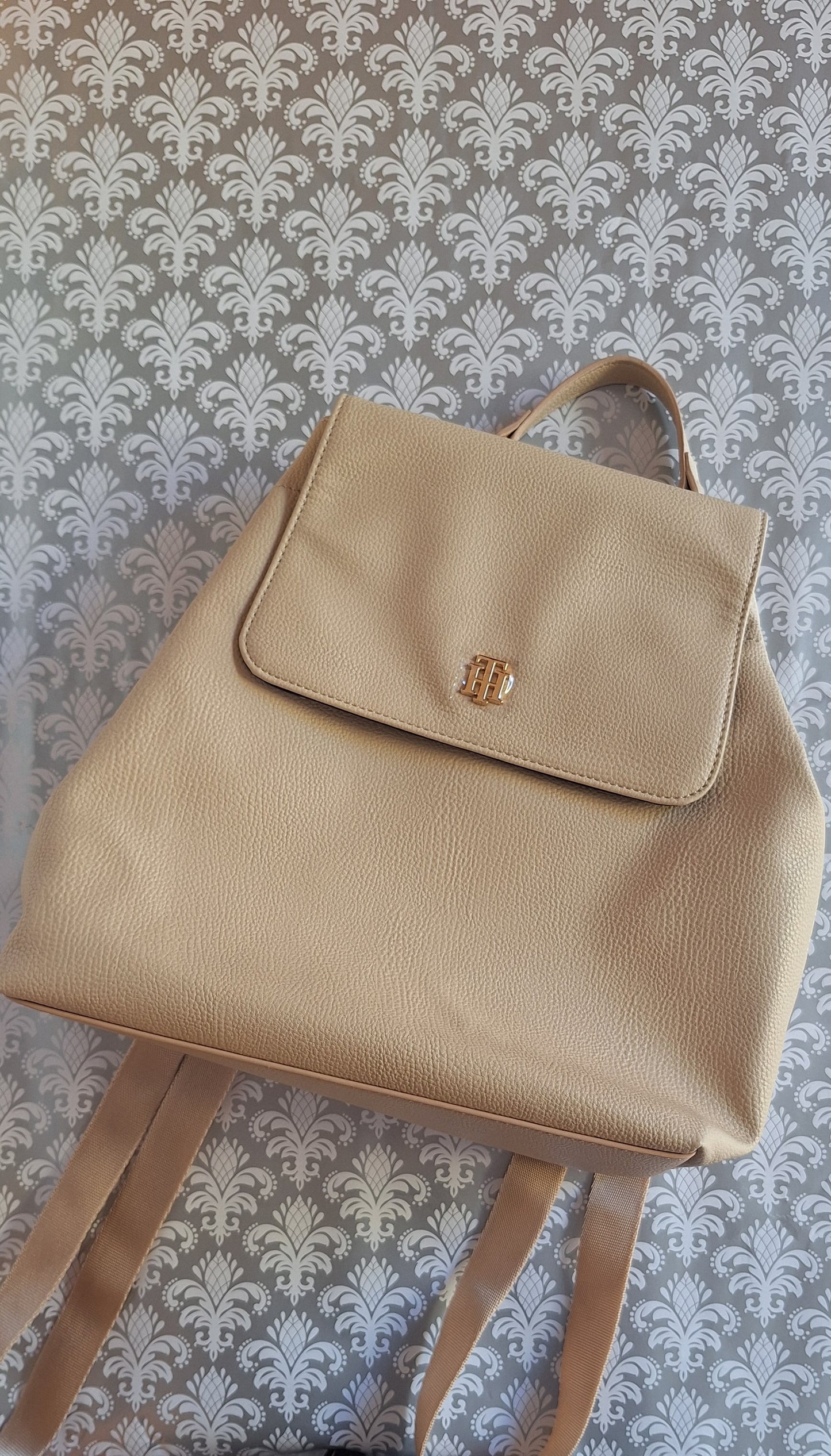 TOMMY HILFIGER BOLSO MOCHILA BEIGE