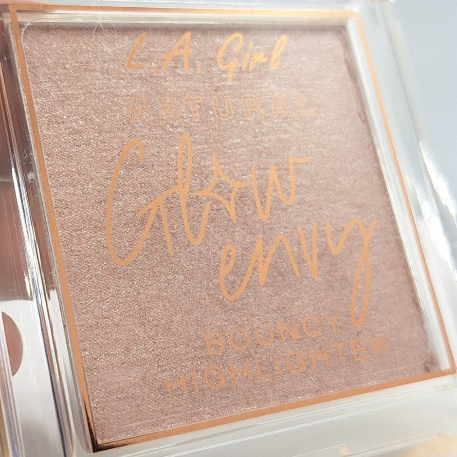 LA GIRL ROSTRO ILUMINADOR POLVO NATURAL GLOW
