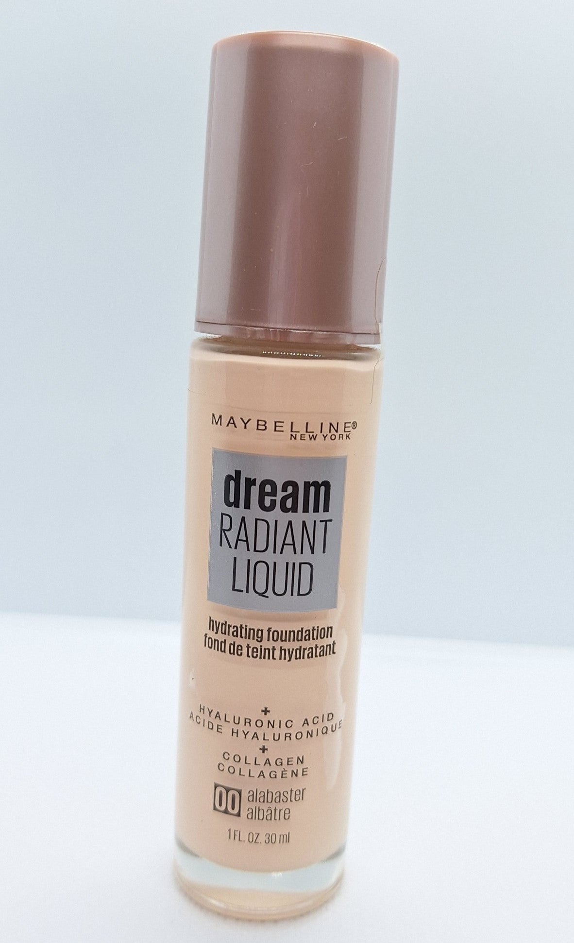 MAYBELLINE ROSTRO BASE LIQUIDA DREAM RADIANT LIQUID ALABASTER- CLARO