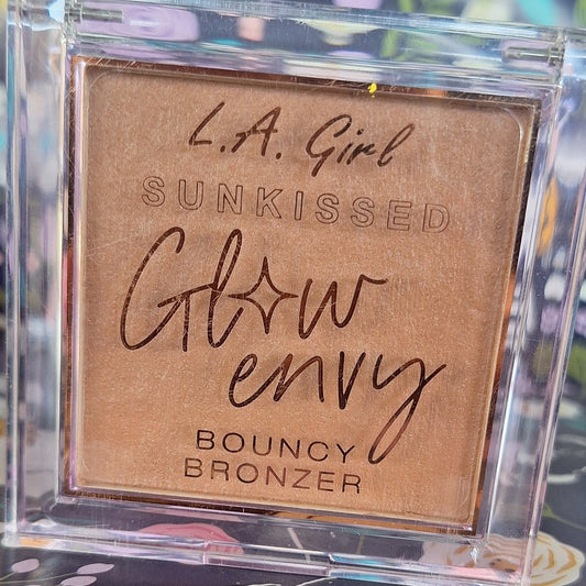 LA GIRL ROSTRO BRONZER POLVO SUNKISSED GLOW