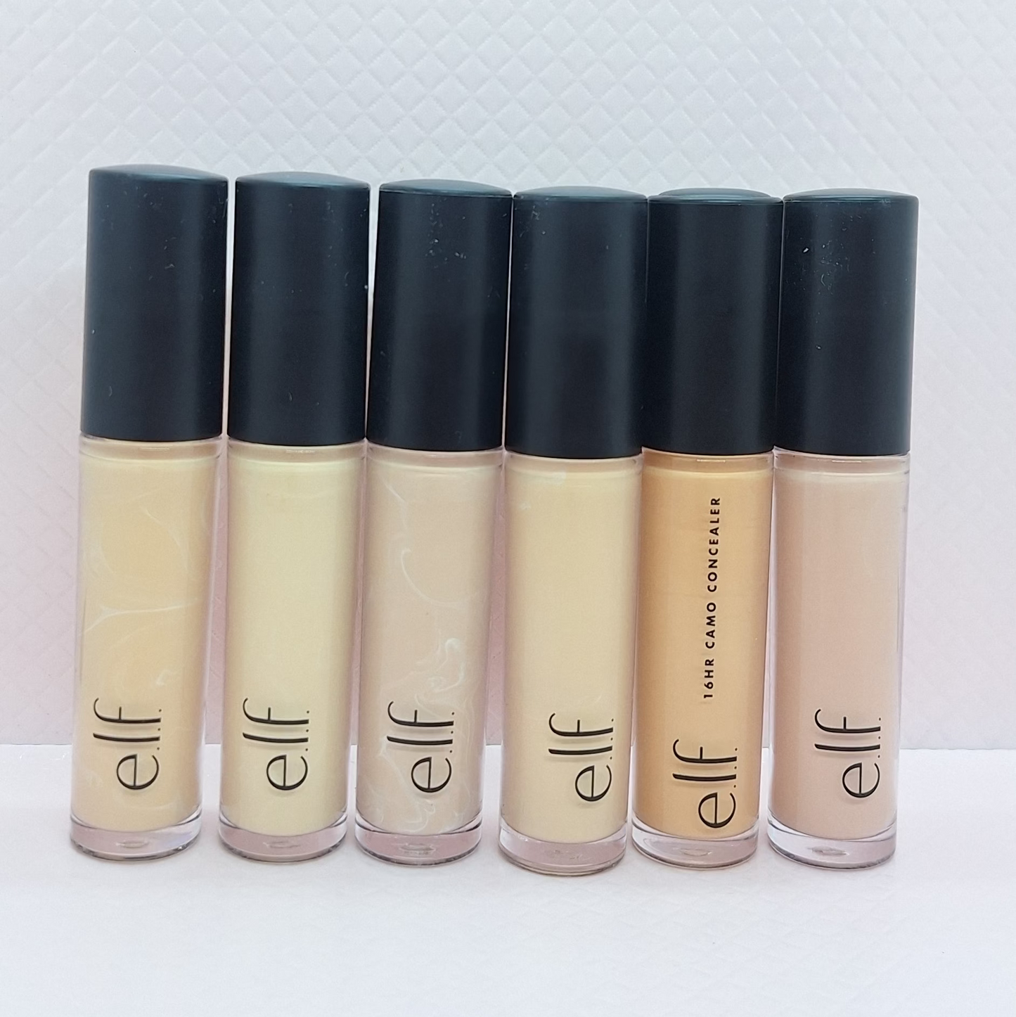 DOCENA - ELF CORRECTOR LÍQUIDO 16 HRS CAMO CONCEALER