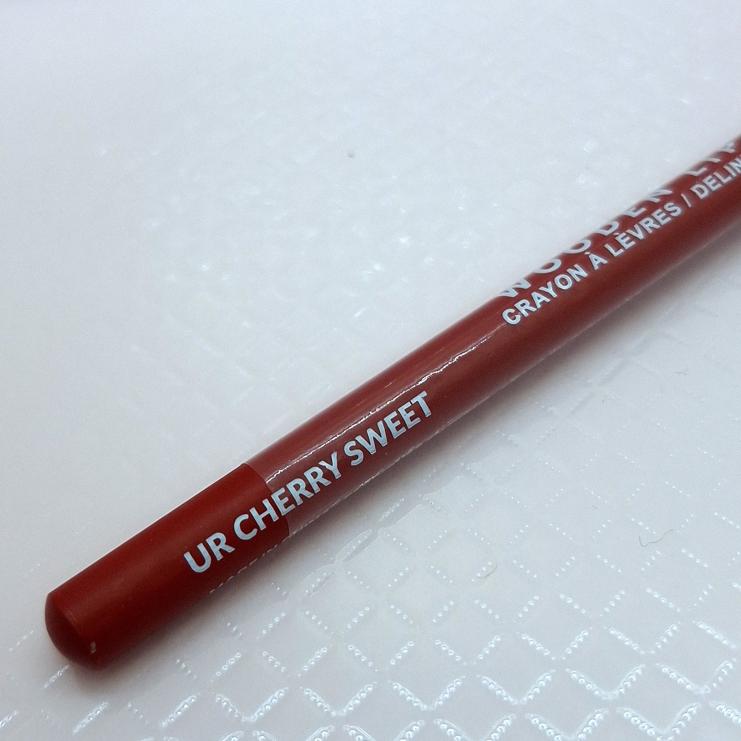 CAJA EMPRENDEDORA OJOS Y LABIOS 30 PIEZAS S/722.90